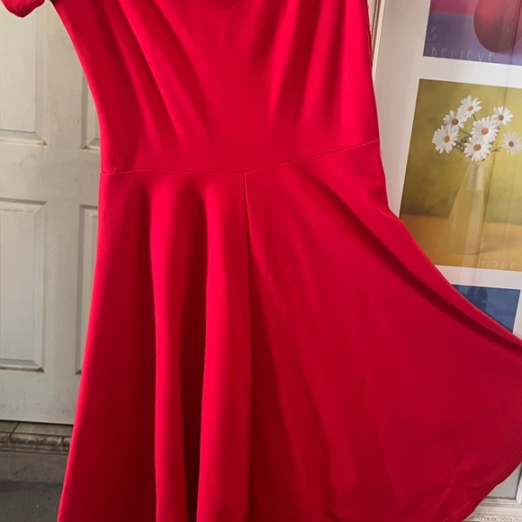 Too big - Picture 2 of 2